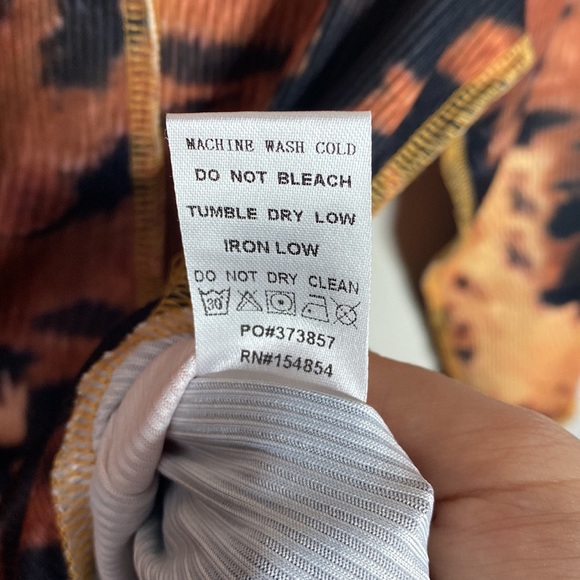 Fashion Nova Drip Splash tie dye bodysuit in rust combo size 2X - Picture 13 of 14